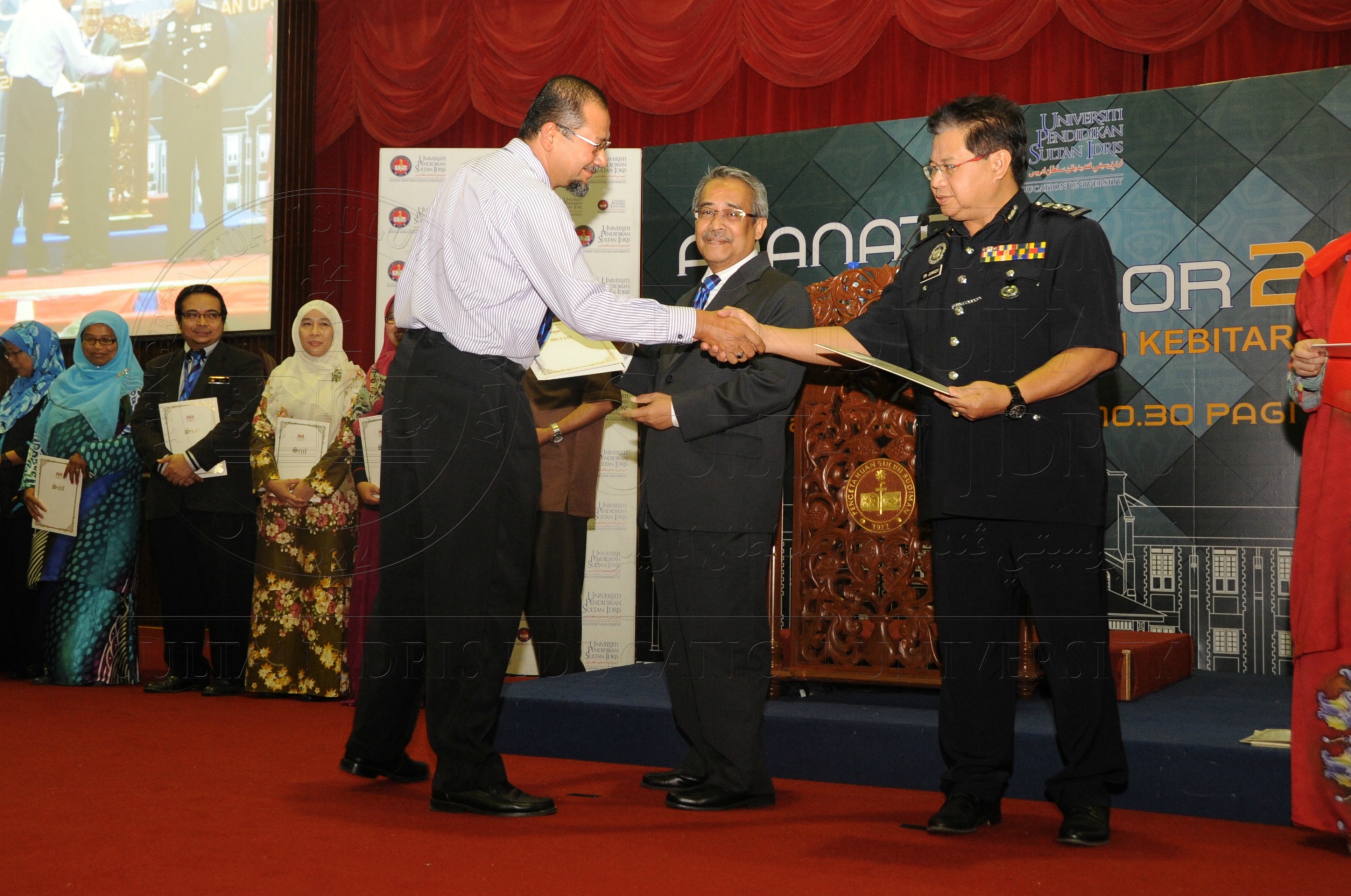 PRO 16 6 AMANAT VCHAS 8749